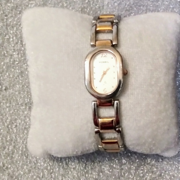 😍 Fossil f2 Womens Watch - Picture 2 of 4